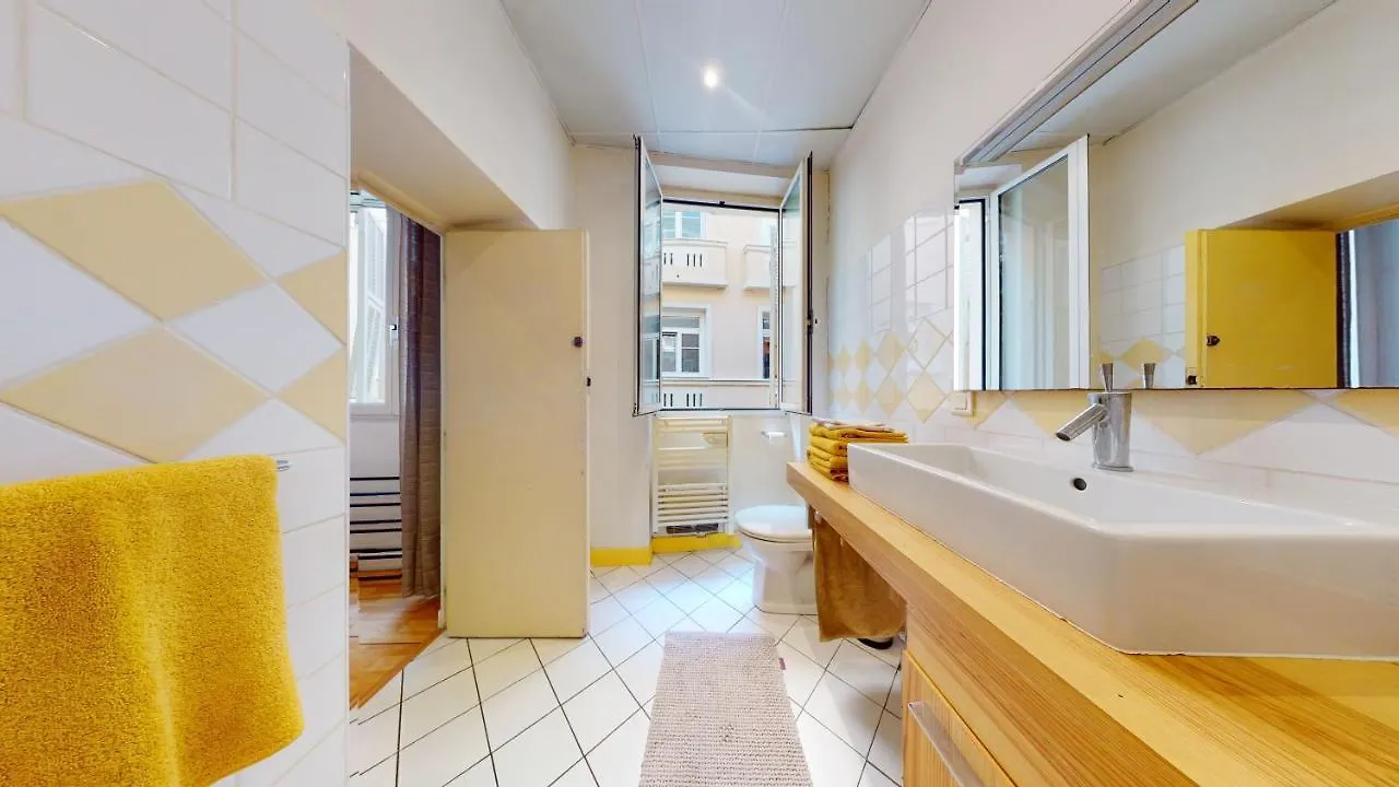 Charming 2 Bedroom Haven Steps Away From Prince'S Palace Monte-Carlo Apartman